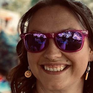 Meet your Posher, Samantha